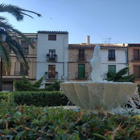 Apartamentos Calanda Luaran gambar