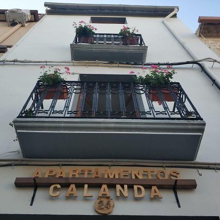 Apartamentos Calanda Luaran gambar