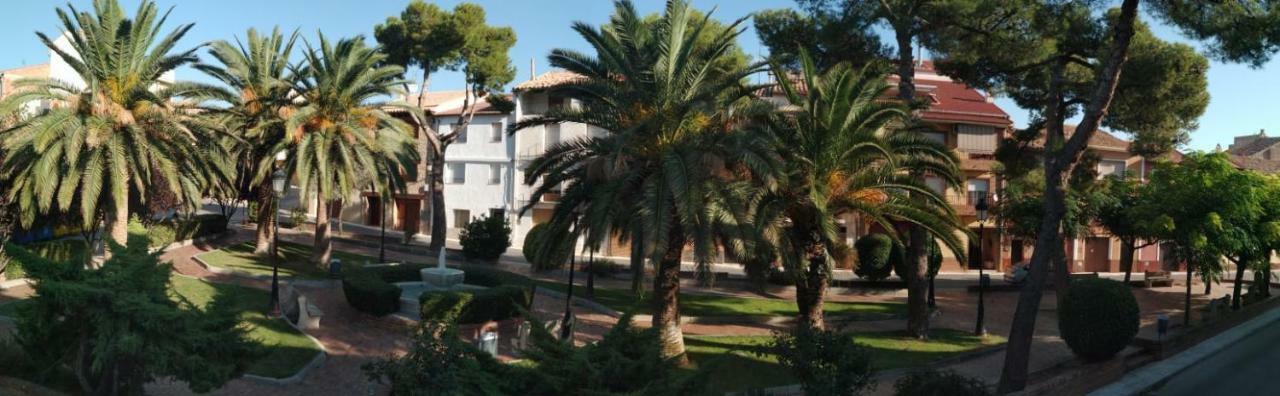 Apartamentos Calanda Luaran gambar
