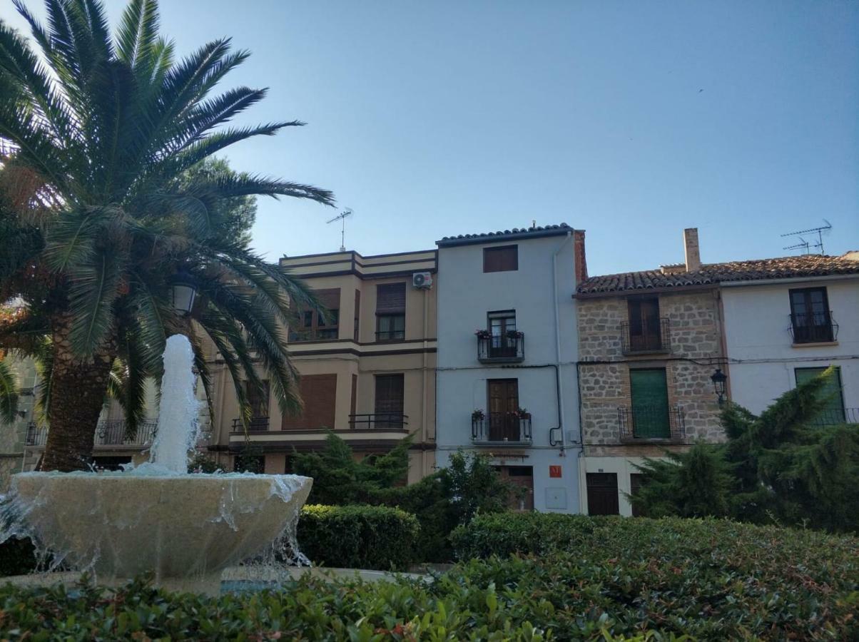 Apartamentos Calanda Luaran gambar